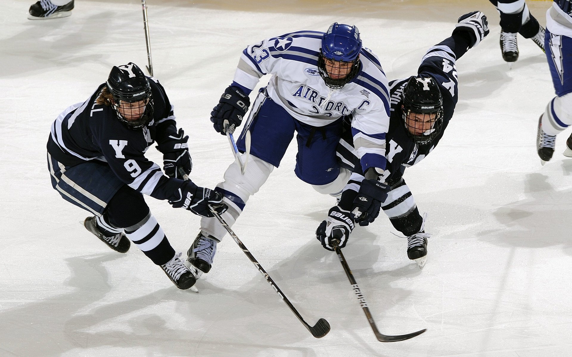 WTA赛事中年轻选手表现抢眼